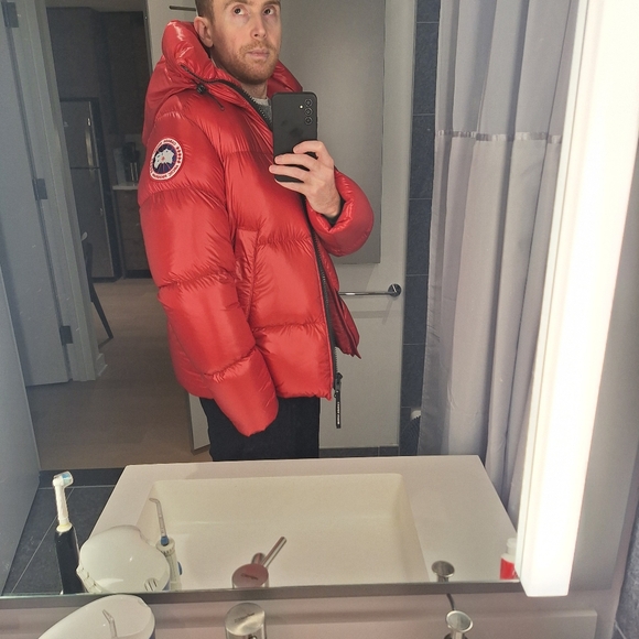 Canada Goose Crofton Puffer M Red - New without tags